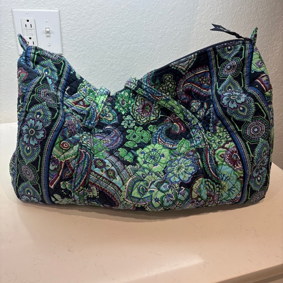 Vera Bradley Large Duffle - Picture 3 of 11